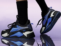 「PlayStation×PUMAコラボ」コレクションを4月18日に発売。△○×□マークをあしらった商品のラインナップが公開に