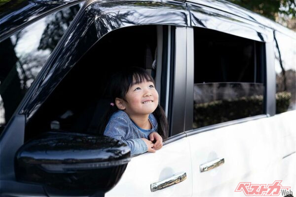 過信は禁物！　パワーウインドウの挟み込み防止装置は運転席のみってクルマも多いぞ！