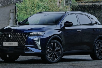 DS 7に「ヴォーバン」、防弾装甲仕様はPHEV…欧州発表