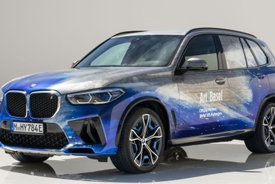 BMWの燃料電池車、車内でサウンドとともに水素の未来を体感…スイス「アート・バーゼル」で公開へ