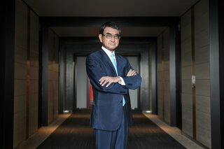 日銀は円安是正のため利上げを－河野デジタル相単独インタビュー