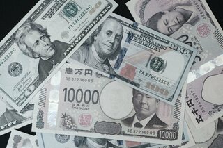 円は対ドルで上昇に転じる、一時153円60銭台