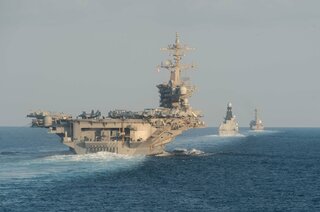 米国防総省、中東に艦船や戦闘機派遣へ－イスラエルにイランの脅威