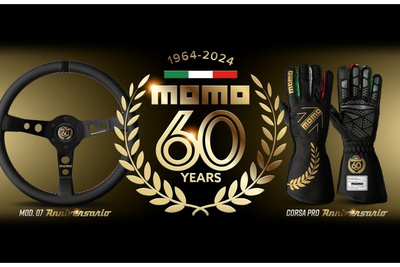 「MOMO」60周年、モトーリモーダが記念モデルのステアリング＆グローブ予約受付を開始