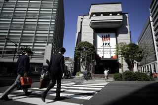 日本株は続落へ、米求人件数が予想を下回る－円高進み輸出関連に売り