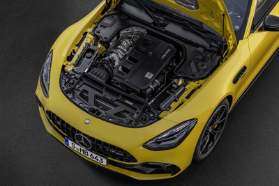 メルセデスAMG『GT』新たなエントリーモデルが登場、電動ターボ搭載で約1600万円から