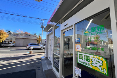 1日880円から利用できる「業務レンタカー」が急拡大、埼玉・熊谷に新店舗オープン